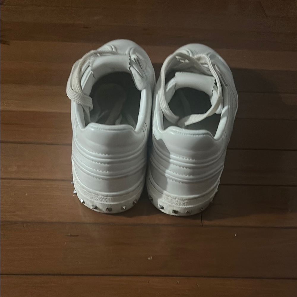 Valentino Garavani Rockstud Women’s  Classic White Sneakers - Picture 2 of 11